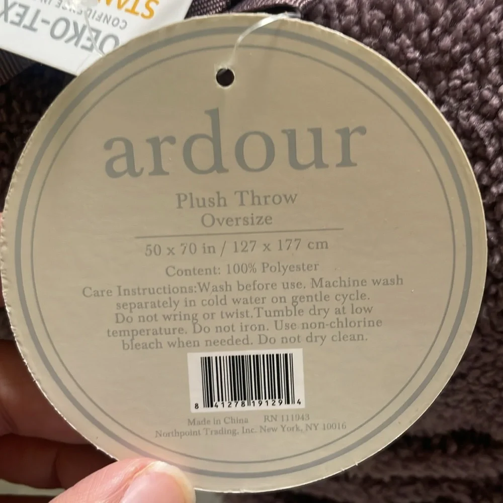 Ardour light‎ purple throw